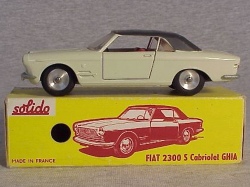 Fiat 2300S Cabriolet by Solido