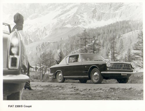 Fiat 2300 S Coupe Press Photo