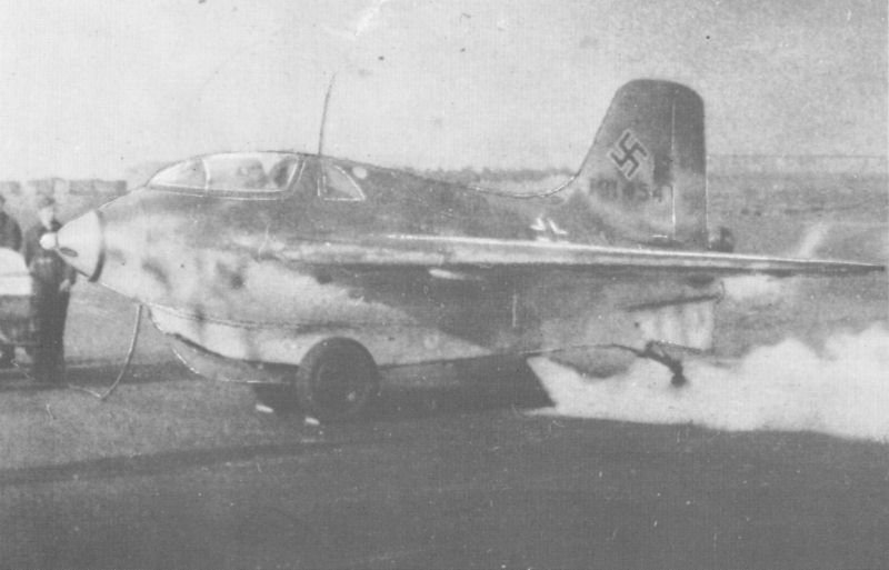 Messerschmitt Me 163 Ye11-01