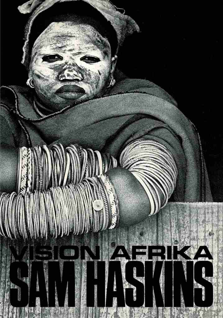 Haskins, Sam. - Vision Afrika.(African image.)